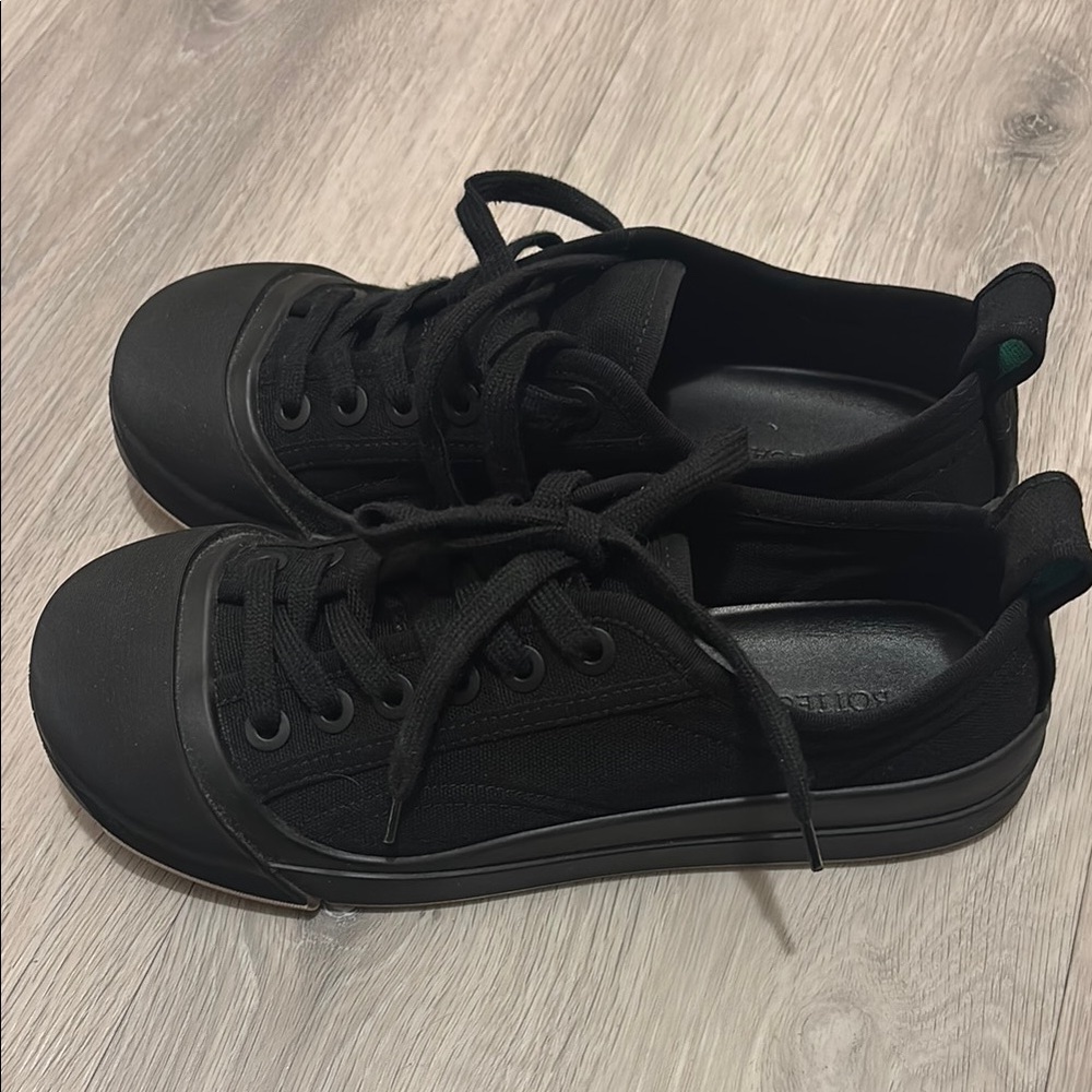 Black Canvas Men's Shoes